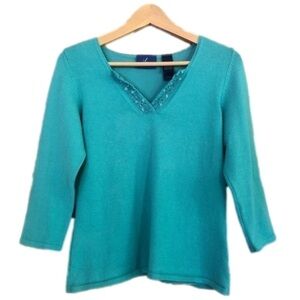 Jh Collectibles embellished crochet trim v-neck sweater size small